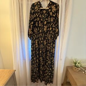 City Chic Navy and Gold Floral Maxi Dress